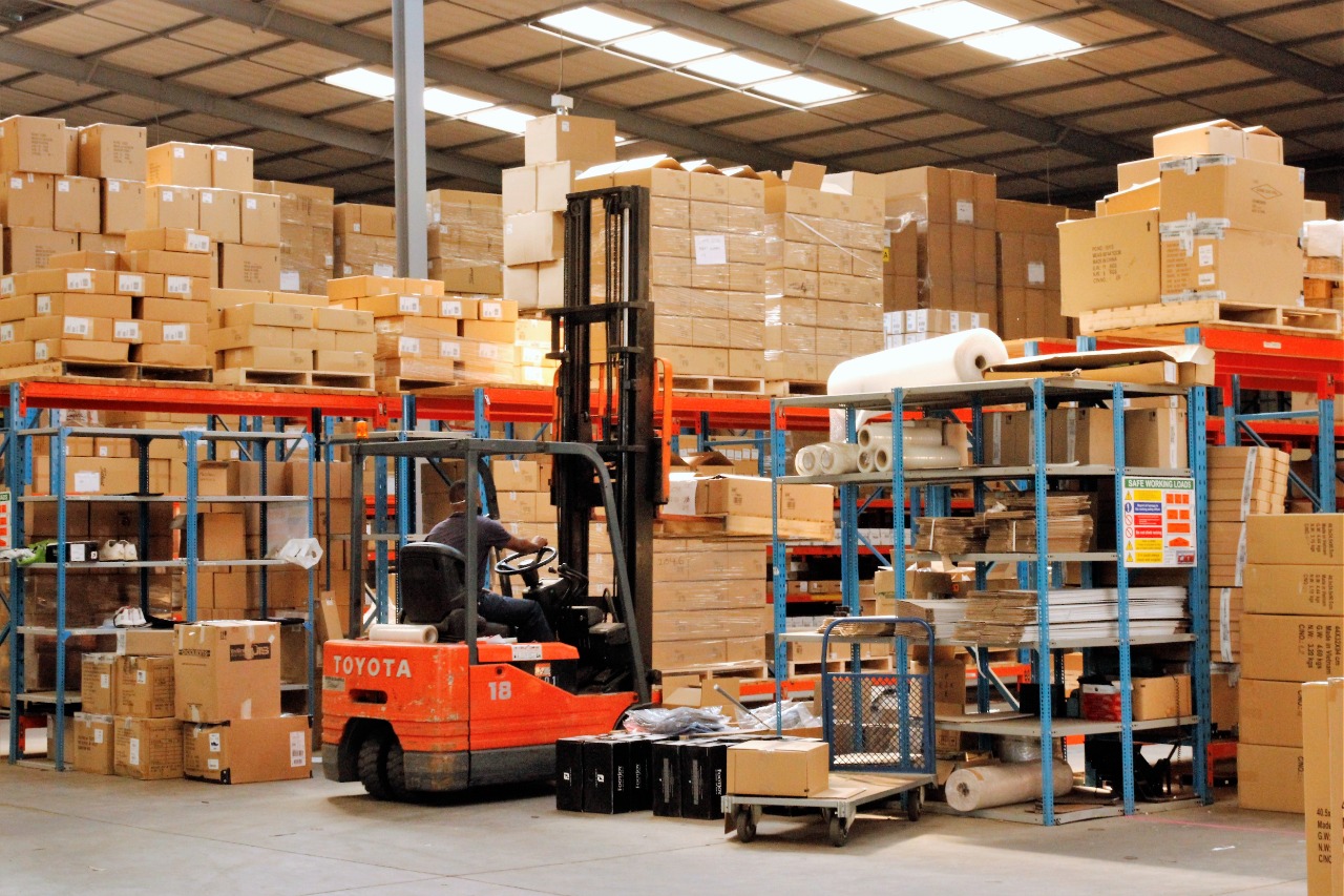 clearing-and-forwarding-warehouse